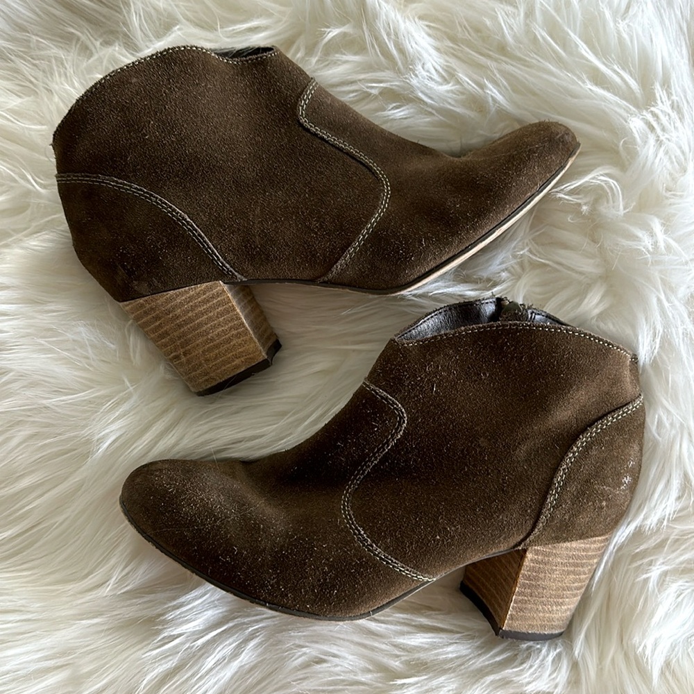 Steve Madden Suede Harlee Boots